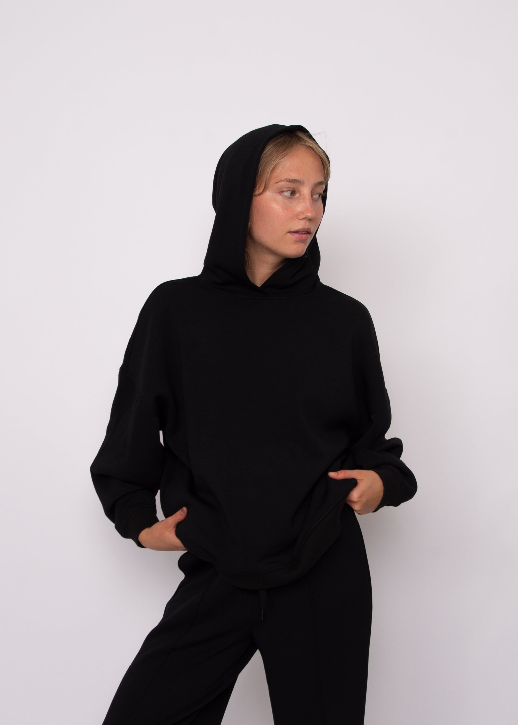 HALANA SOFT KNIT HOODIE - BLACK