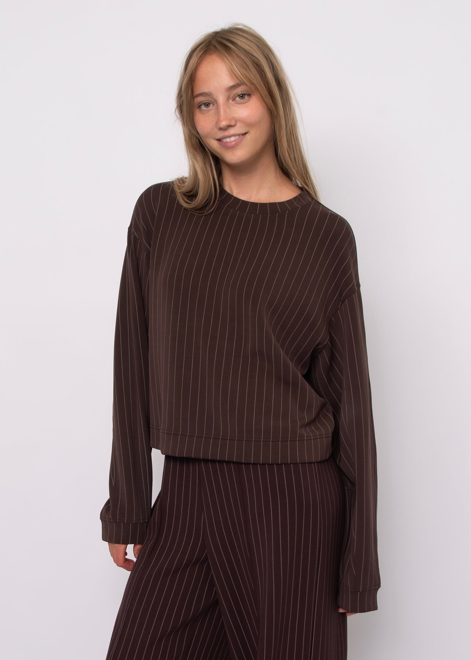 BEATRICE SWEATER