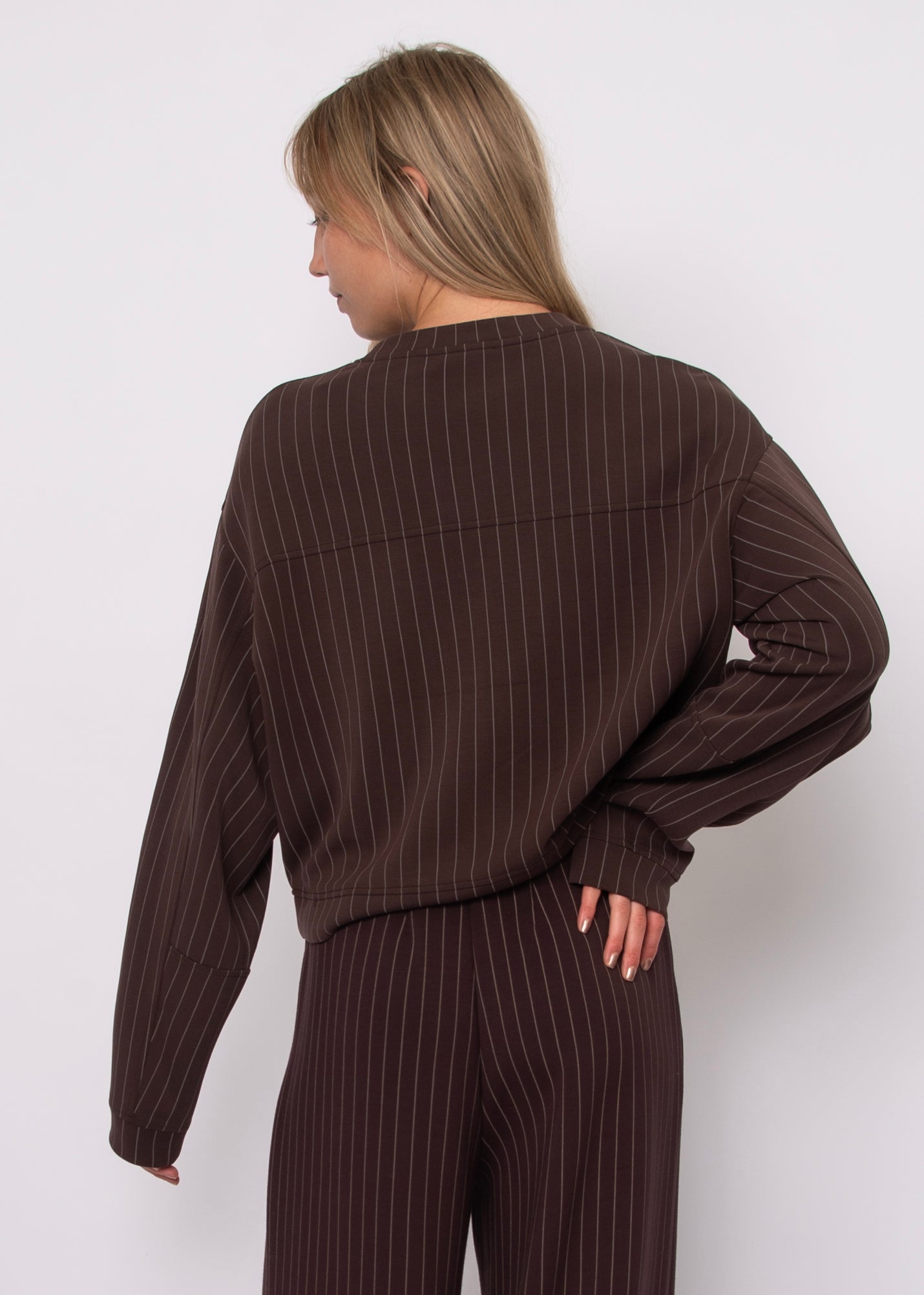 BEATRICE SWEATER