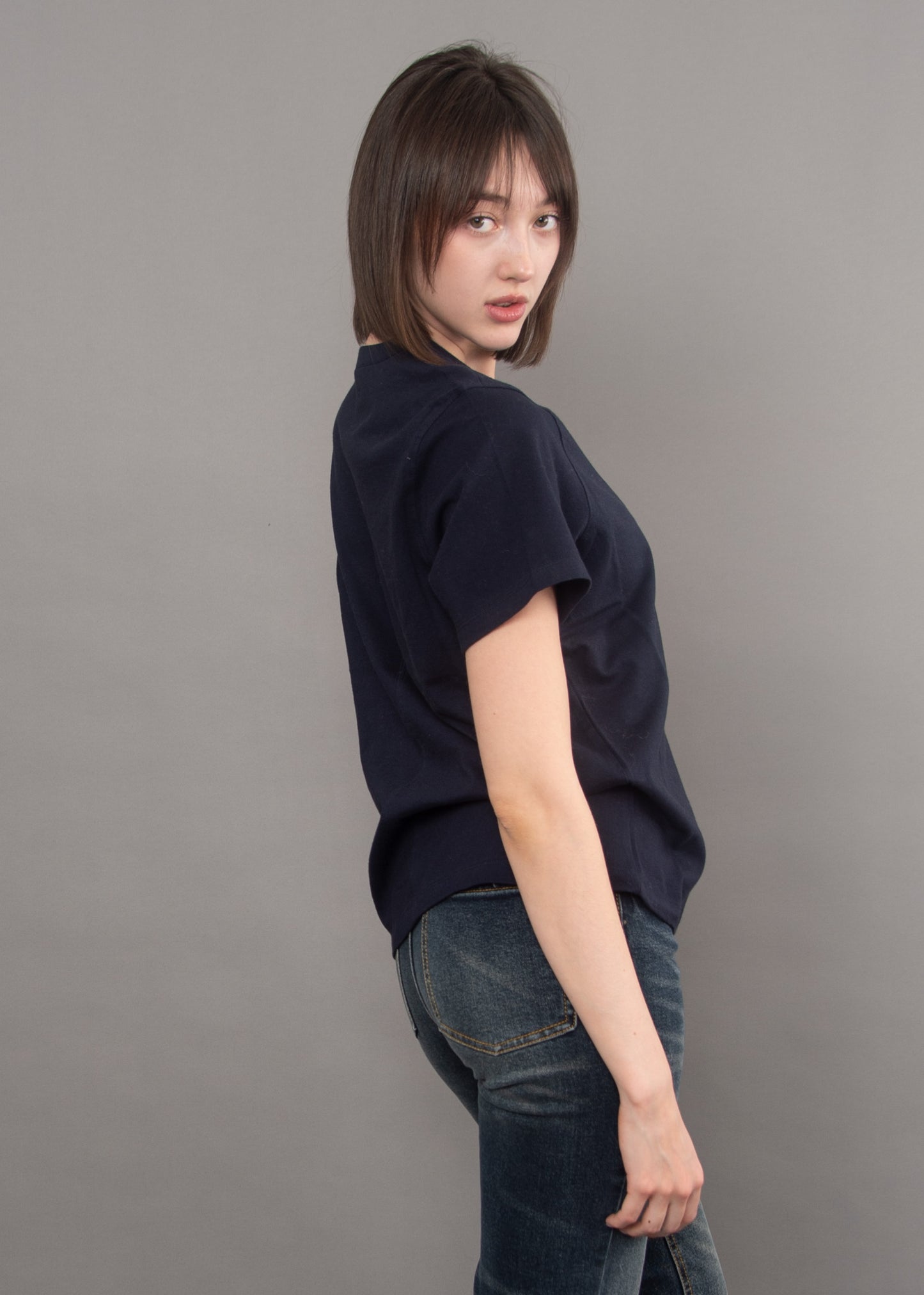 REGINA TEE - NAVY