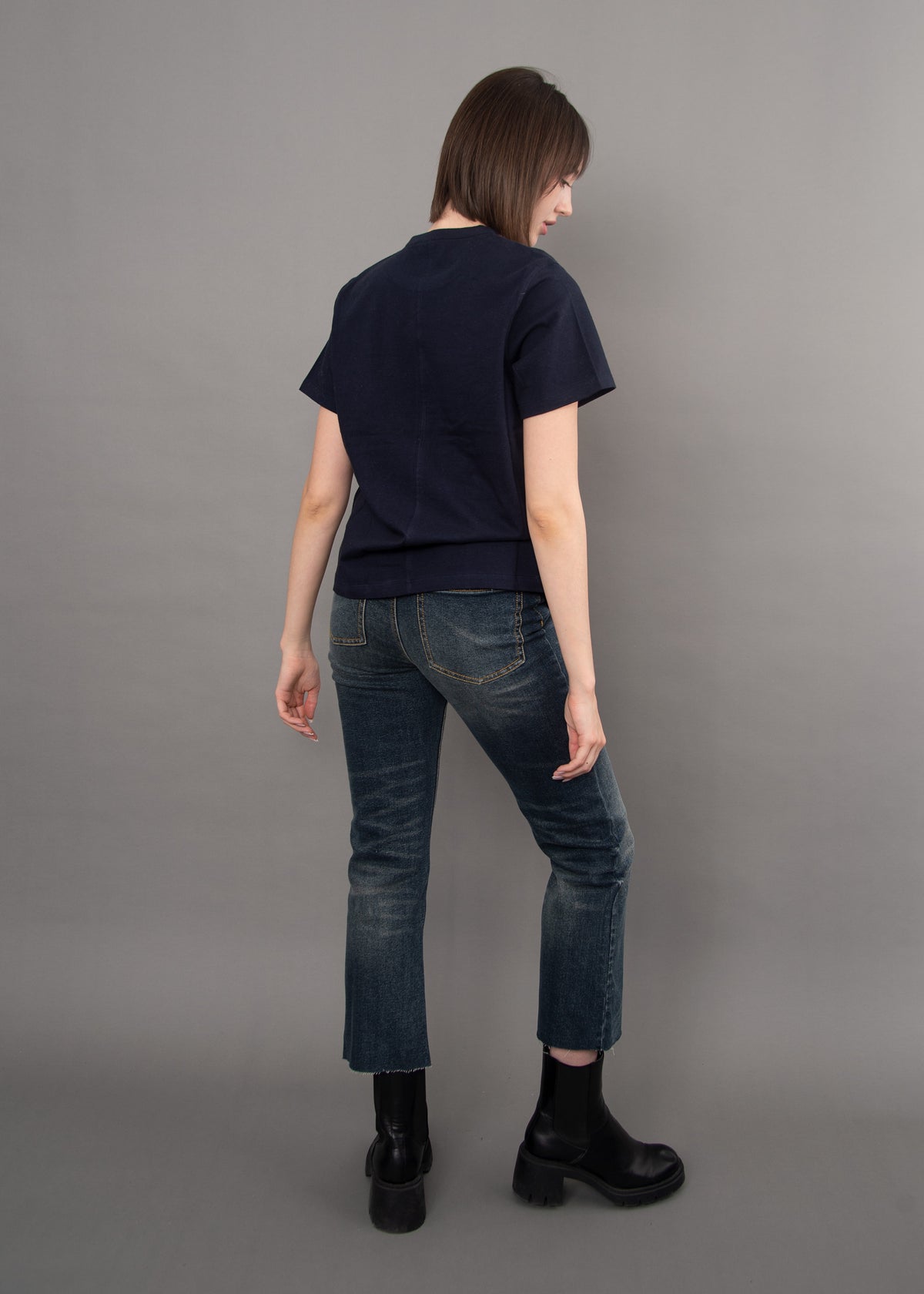 REGINA TEE - NAVY