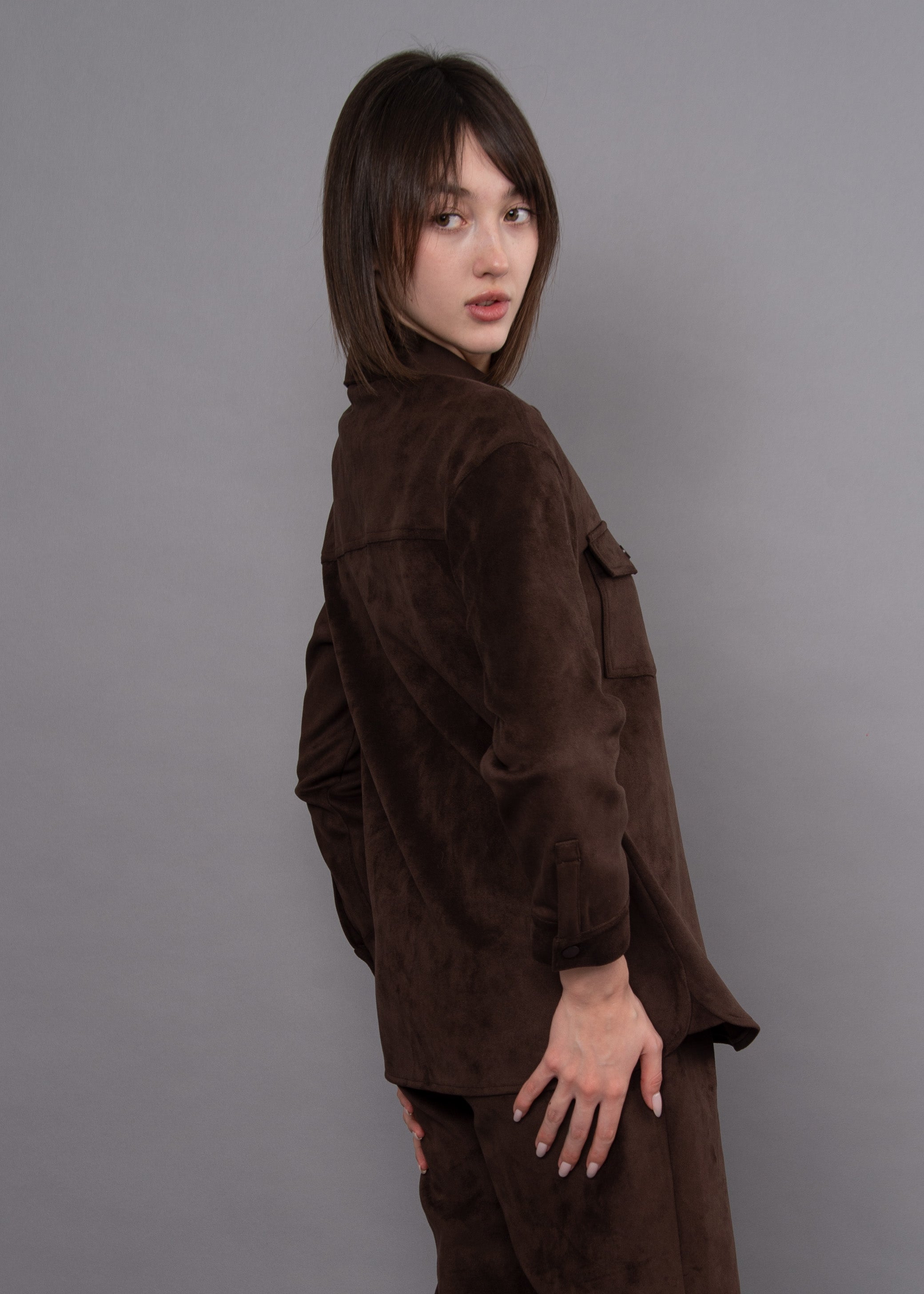 SADINA SUEDE TOP - DEEP BROWN