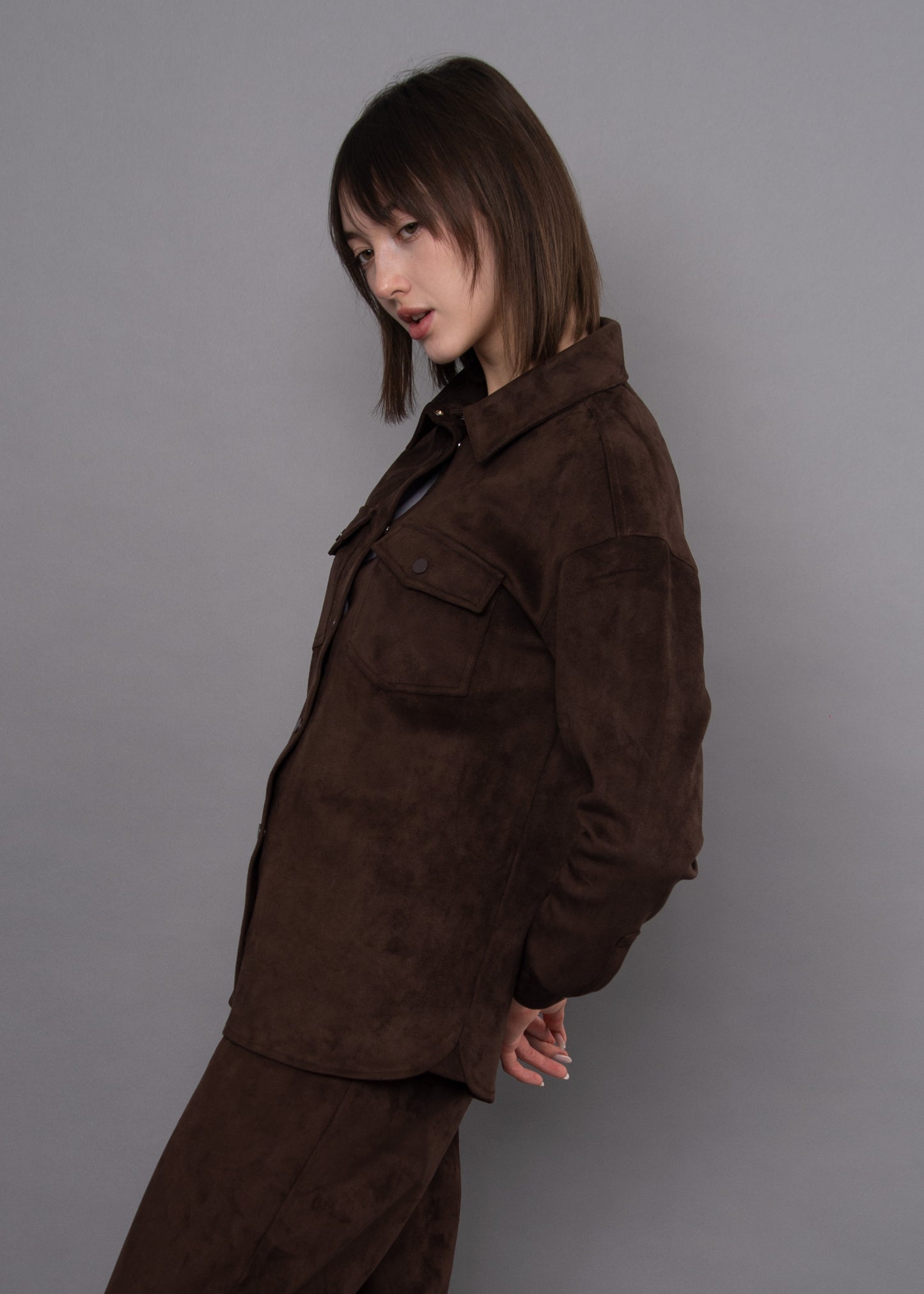 SADINA SUEDE TOP - DEEP BROWN