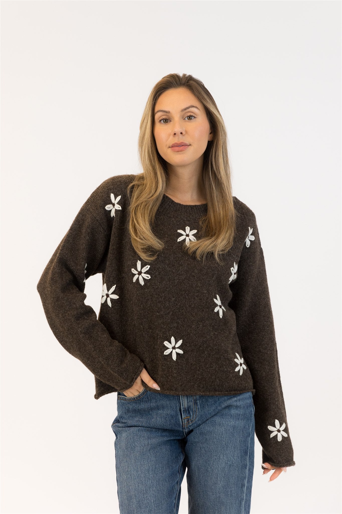 AIDEN DAISY SWEATER