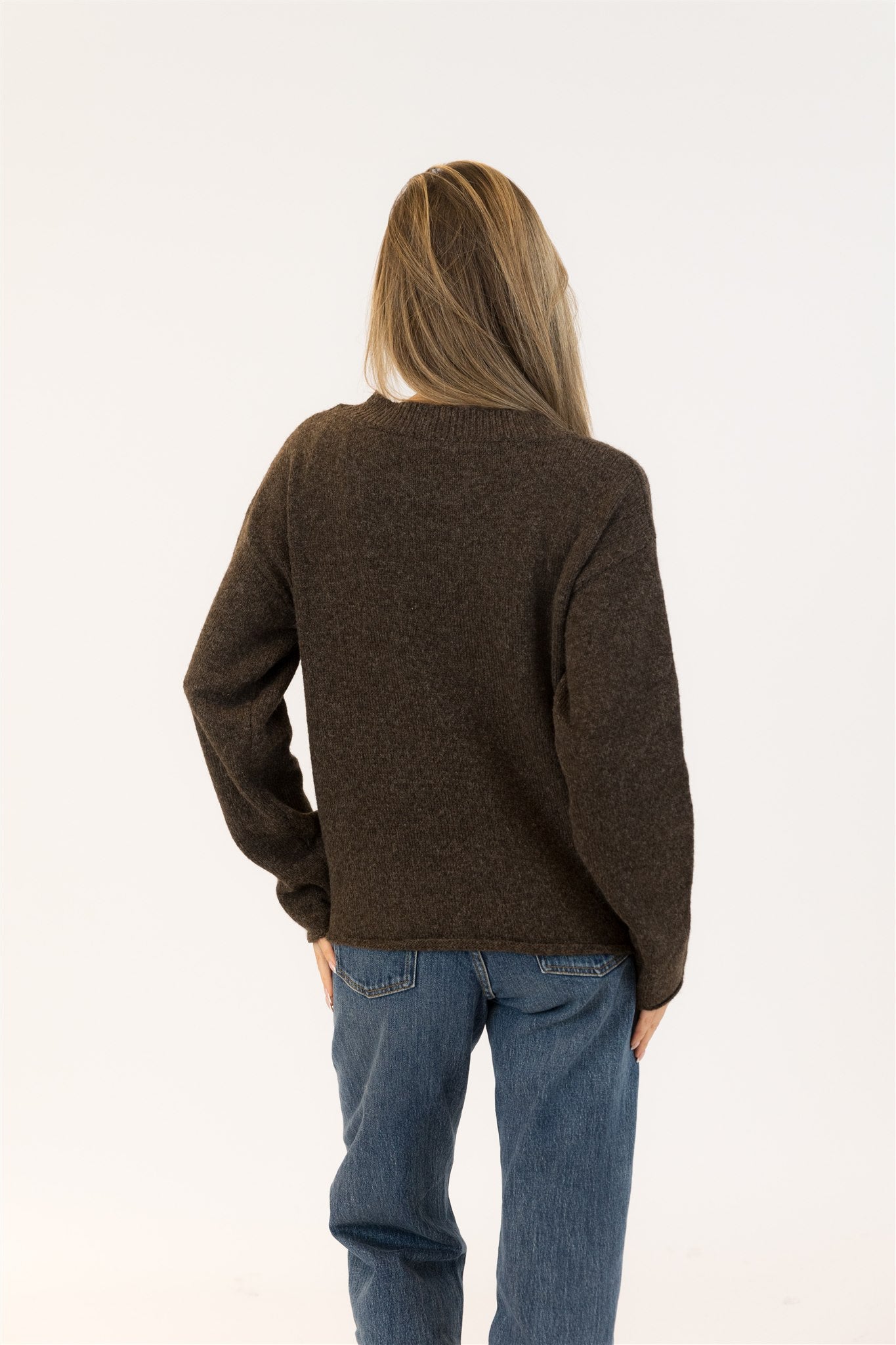 AIDEN DAISY SWEATER