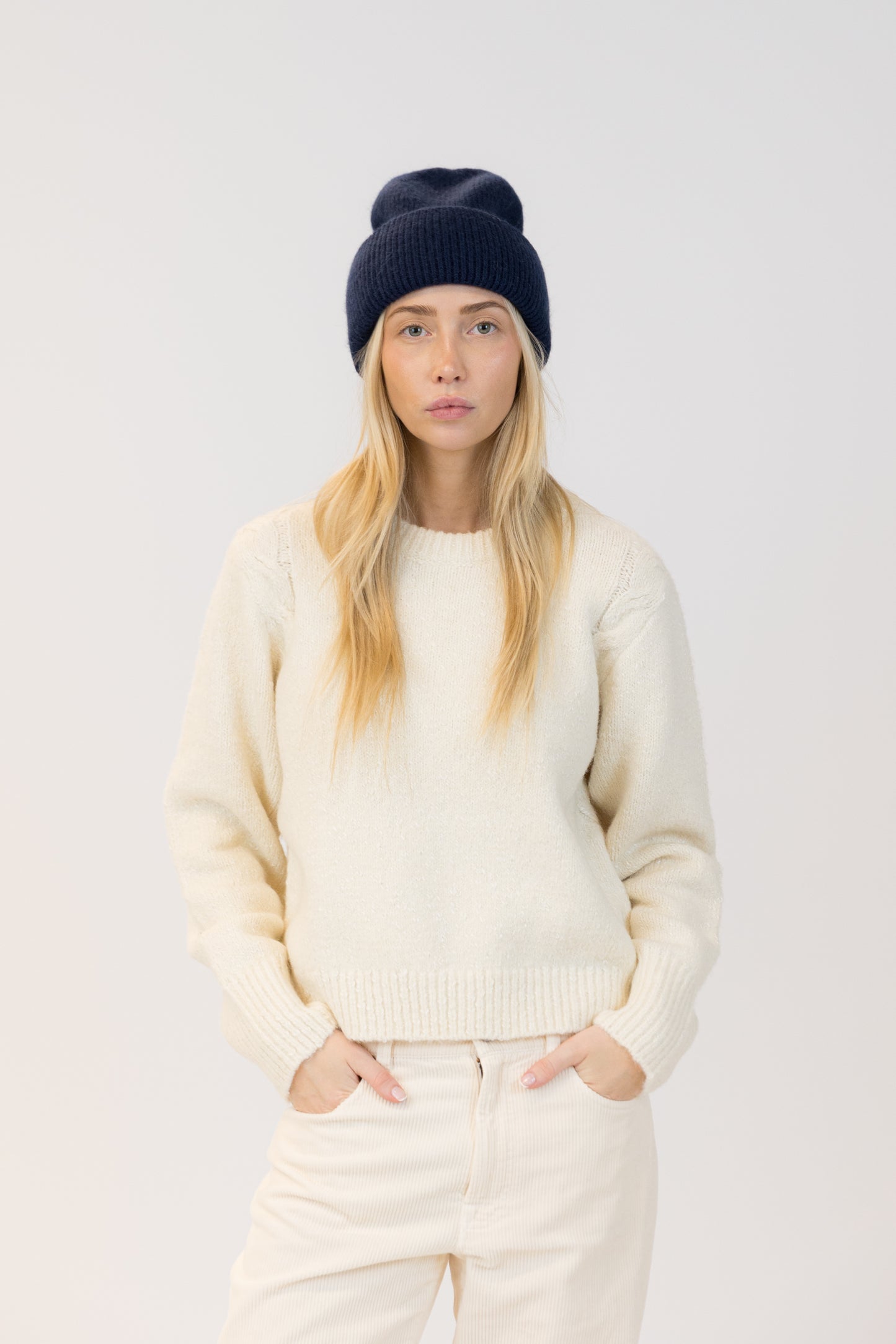 APRES SKI HAT (VARIOUS COLOURS)