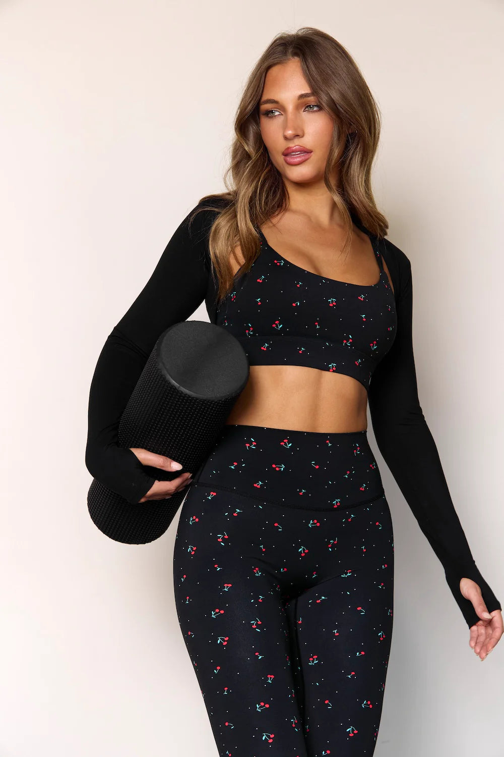 LIVE LUXE SHRUG - BLACK