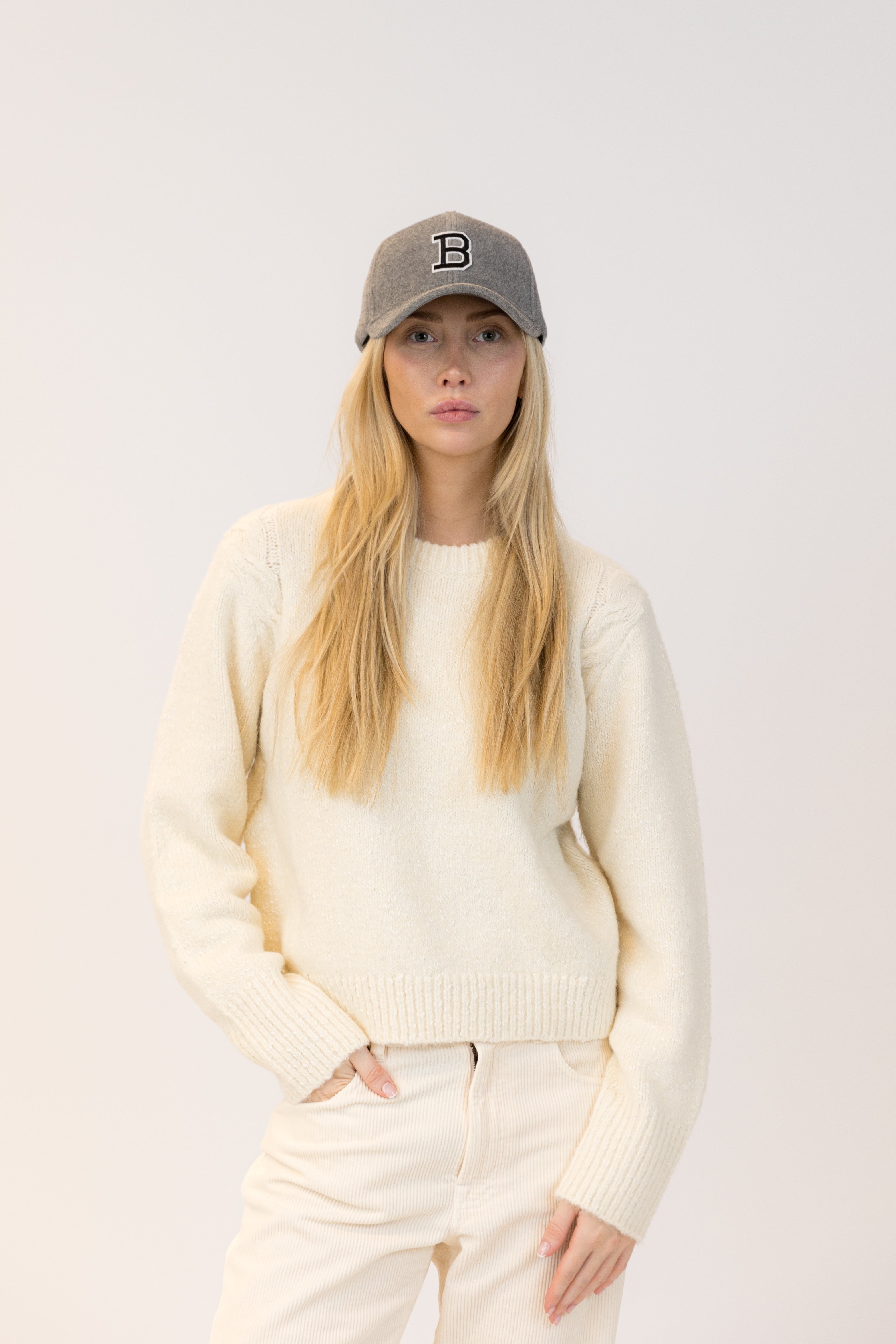 FELT BASEBALL HAT (VARIOUS LETTERS)
