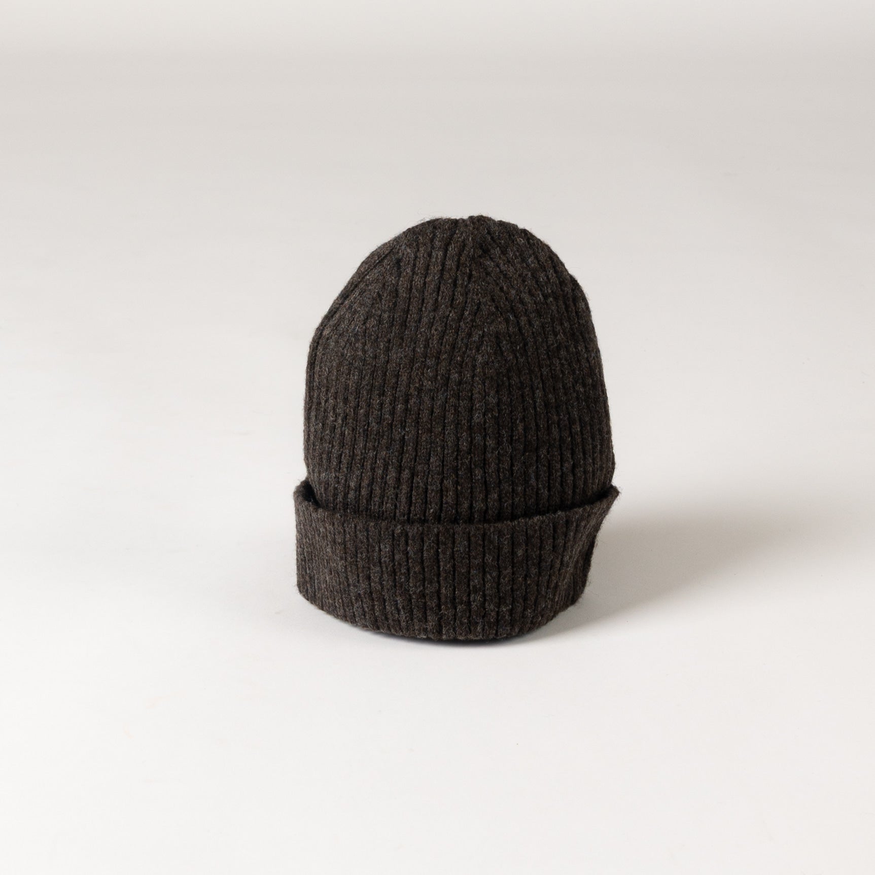BEANIE (VARIOUS COLOURS)