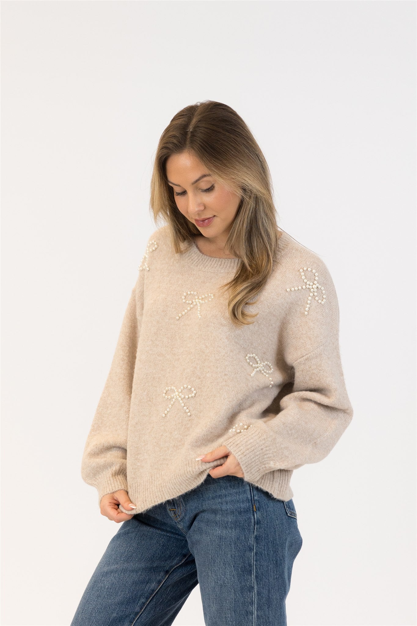 BOWS SWEATER