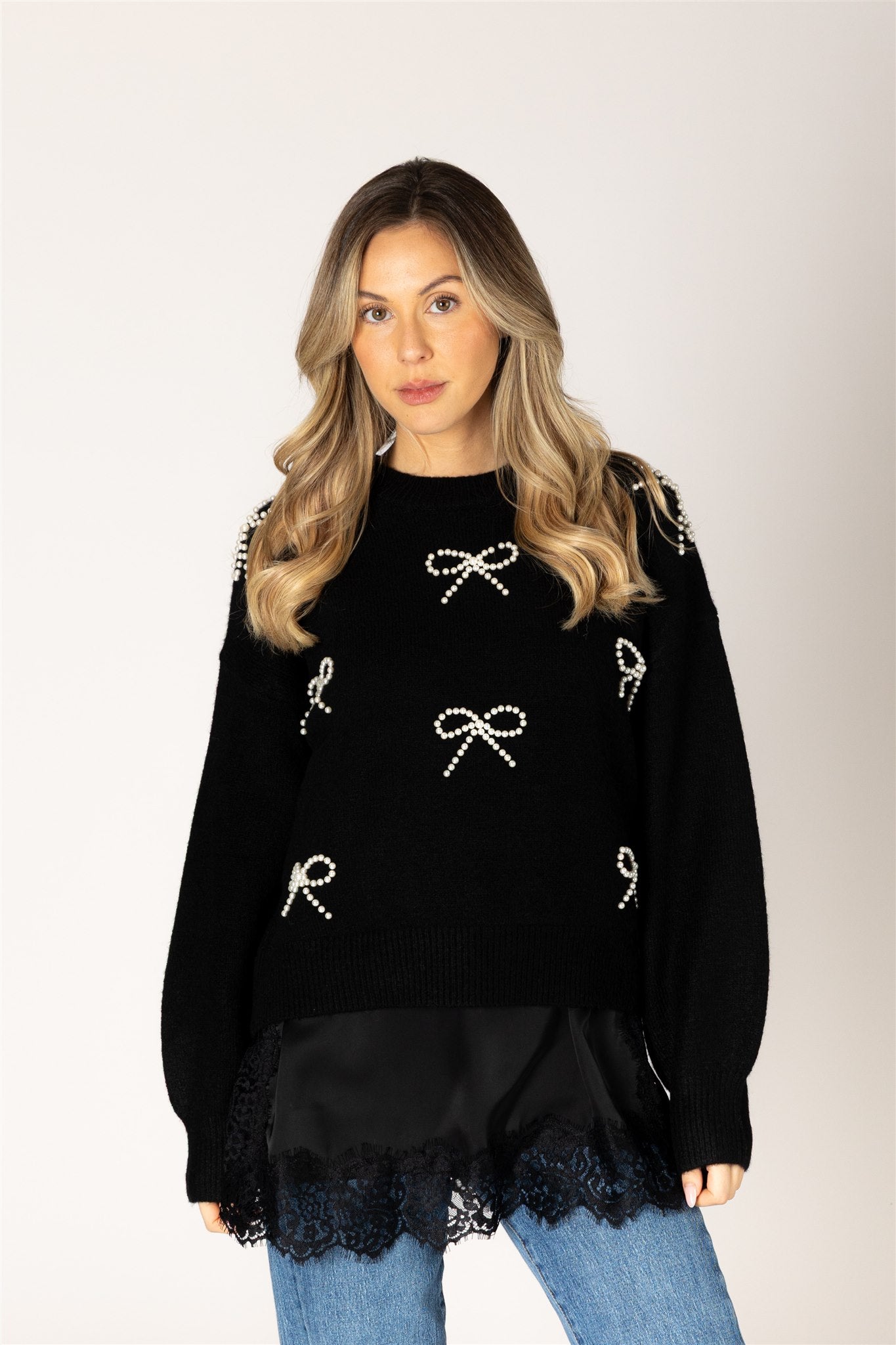 BOWS PEARL BOW SWEATER