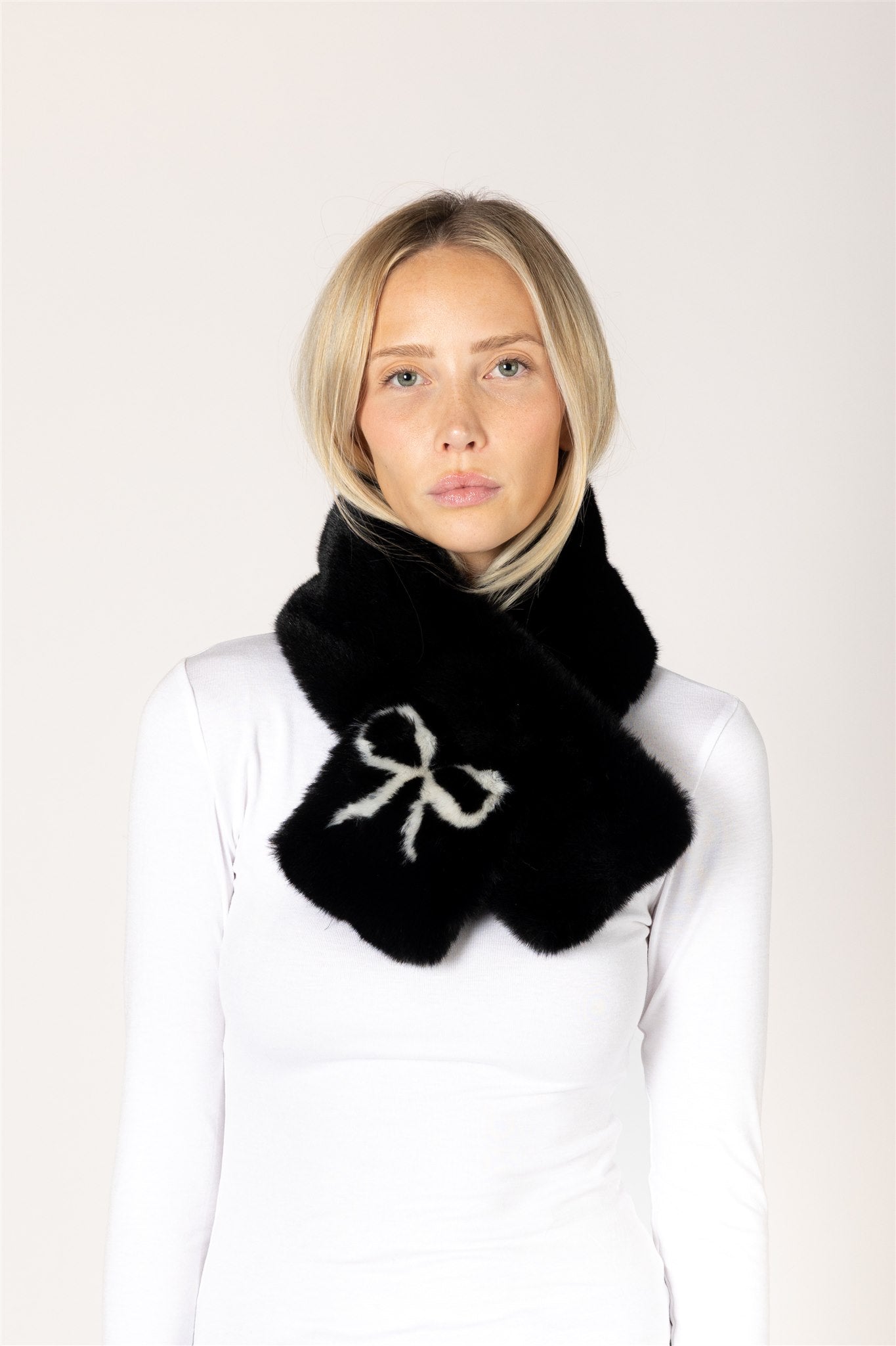 SCARF WITH BOW (VARIOUS COLOURS)