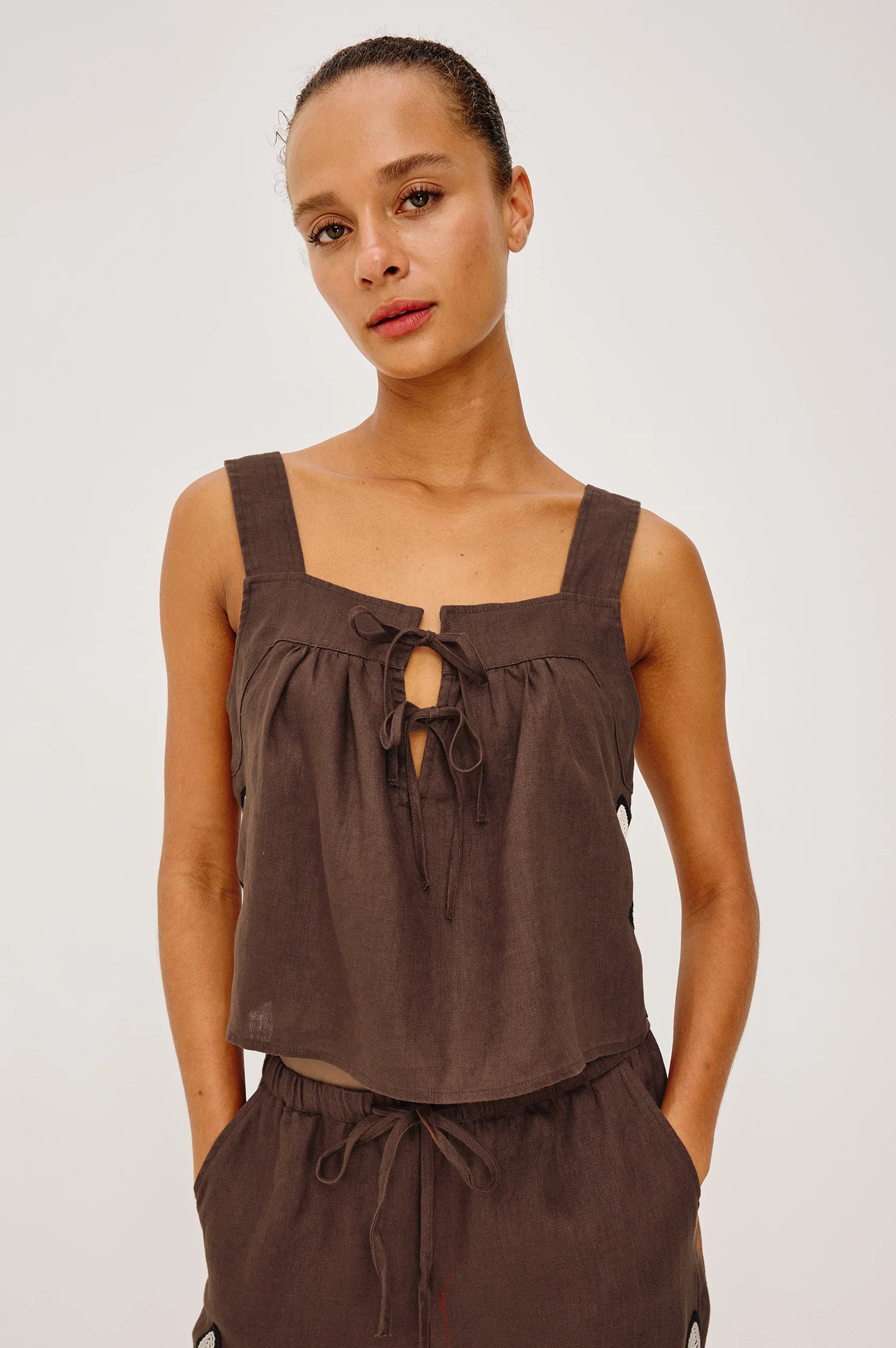 CALAIS TOP - COCOA FLORAL EMBROIDERY