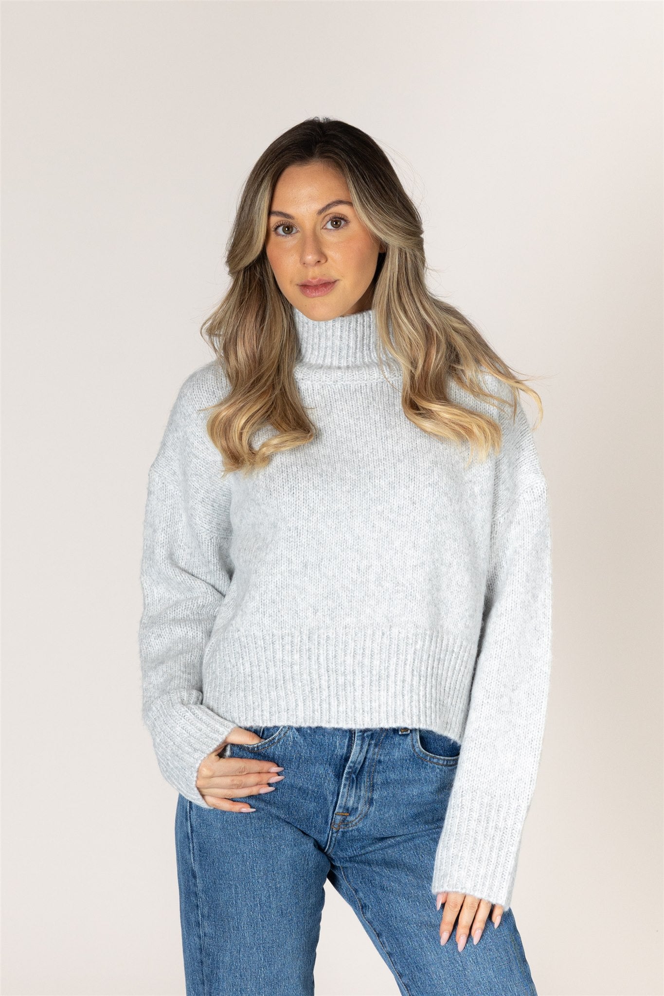 CALLI MOCK SWEATER