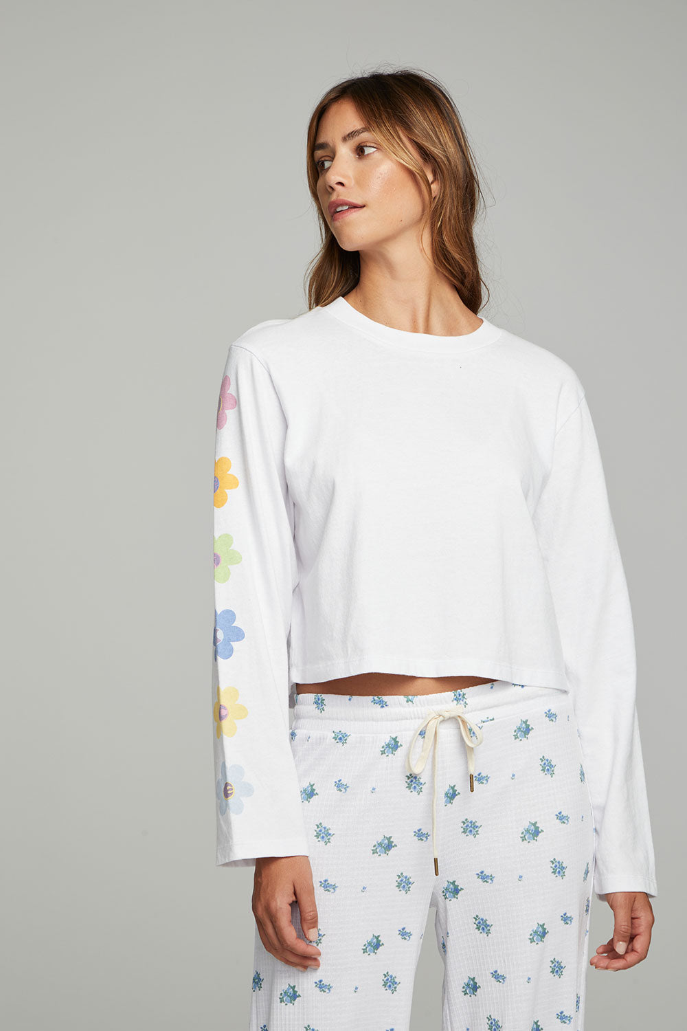 VENICE DAISIES LONG SLEEVE TEE