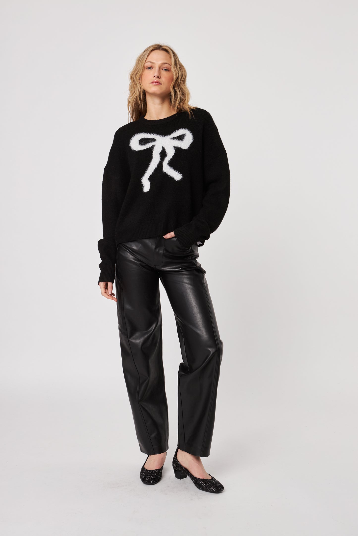 AMBROSE SWEATER - BLANC DE NOIR