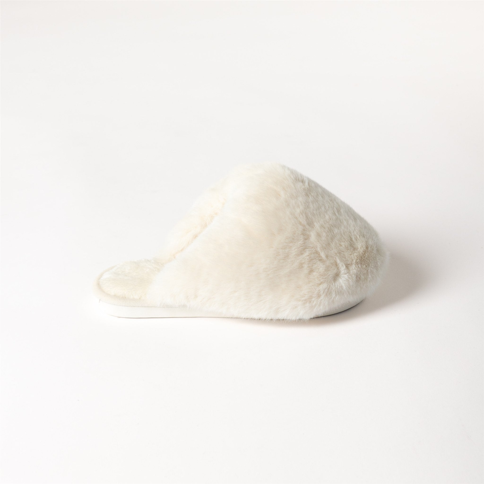 FAUX FURRY SLIDE - WHITE