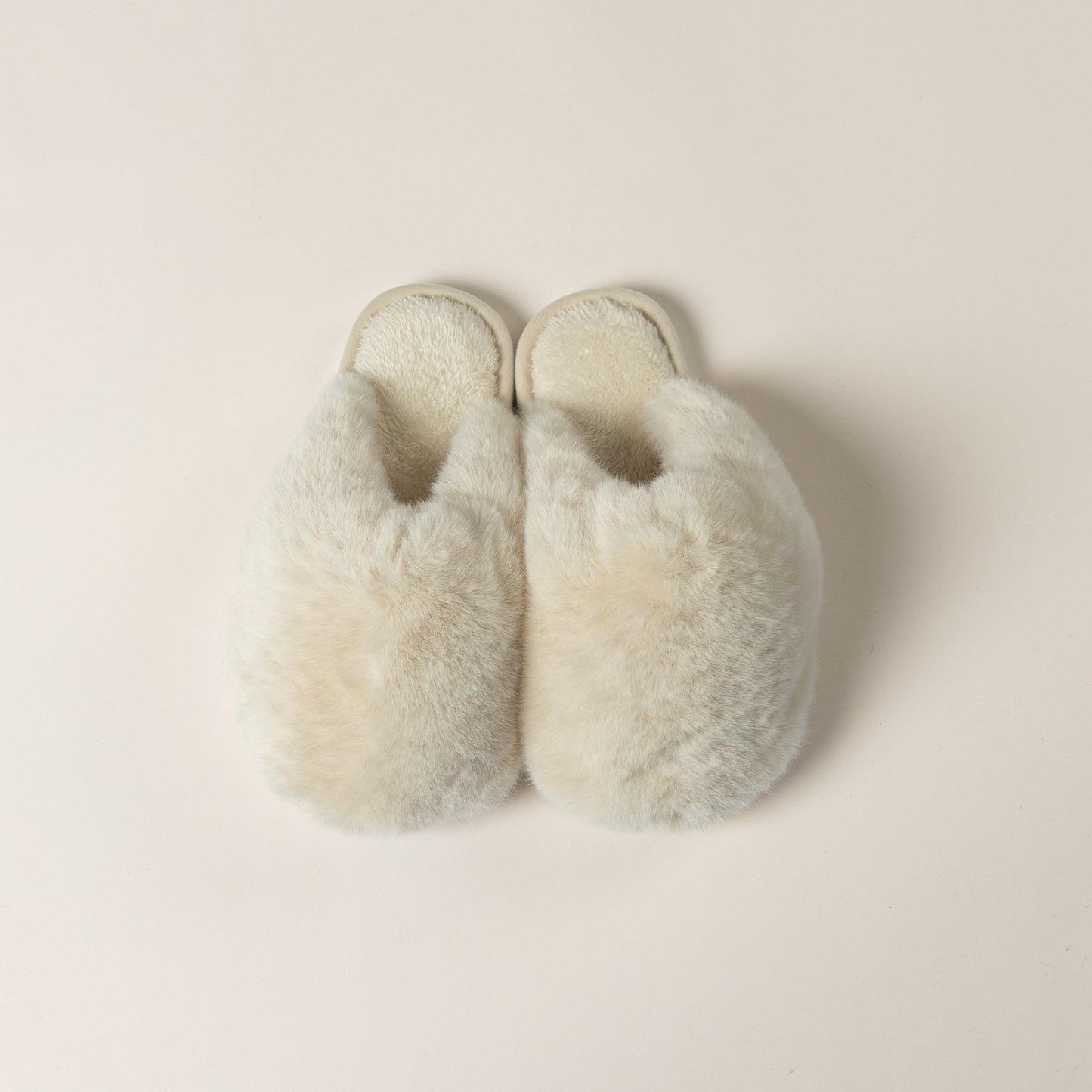 FAUX FURRY SLIDE - WHITE