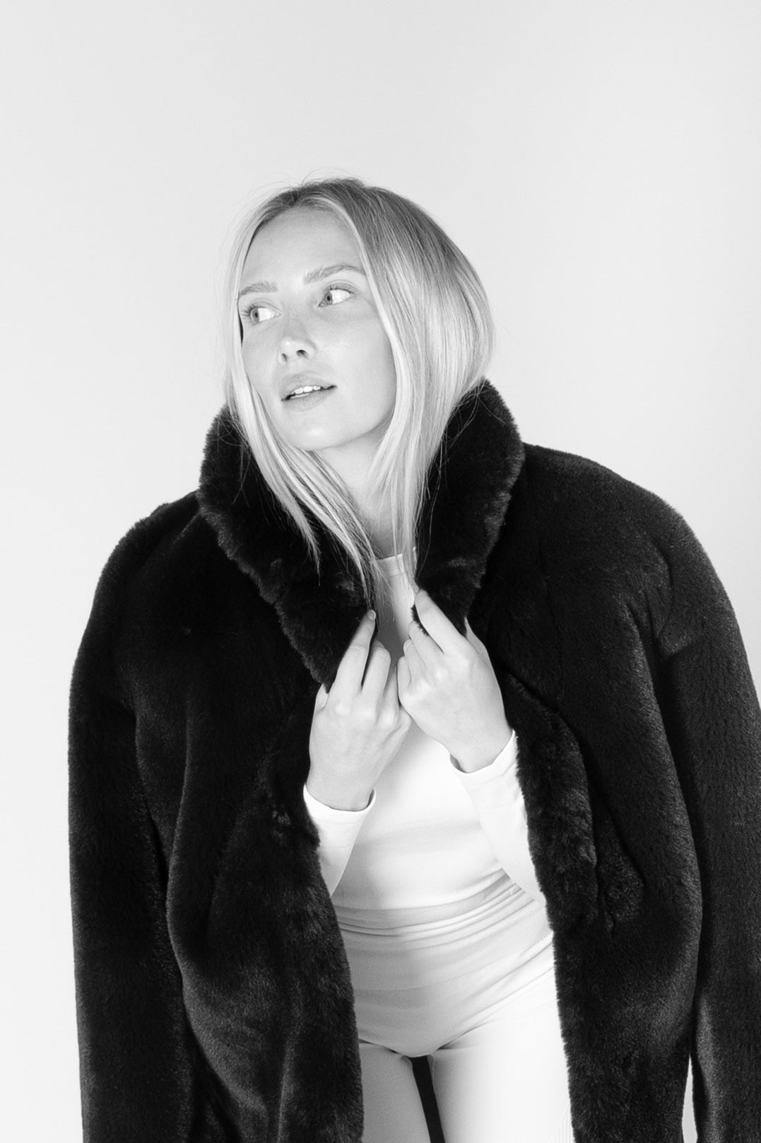 KATE FAUX FUR LONG COAT - BROWN