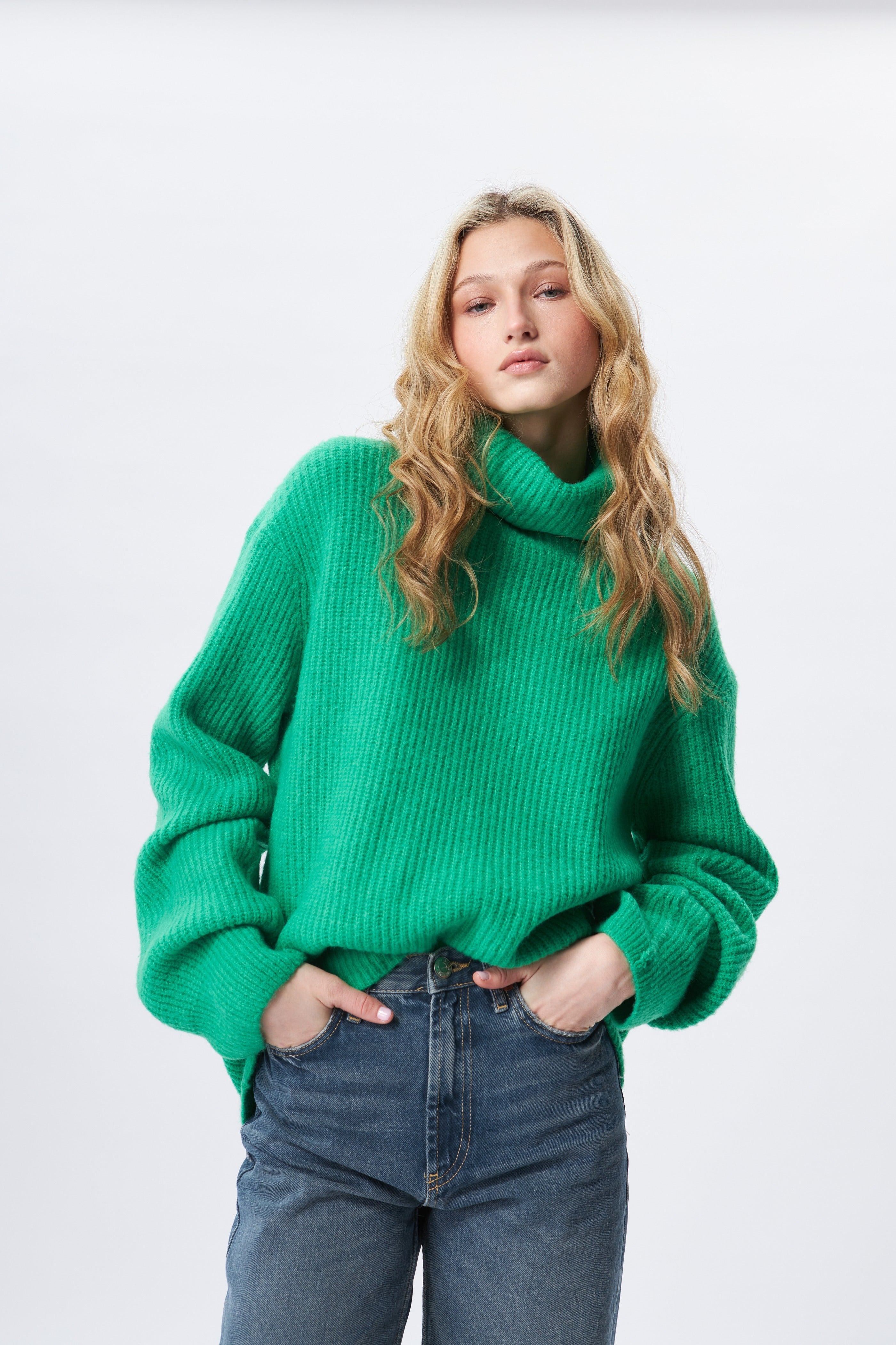 KINGSTON SWEATER - KELLY GREEN