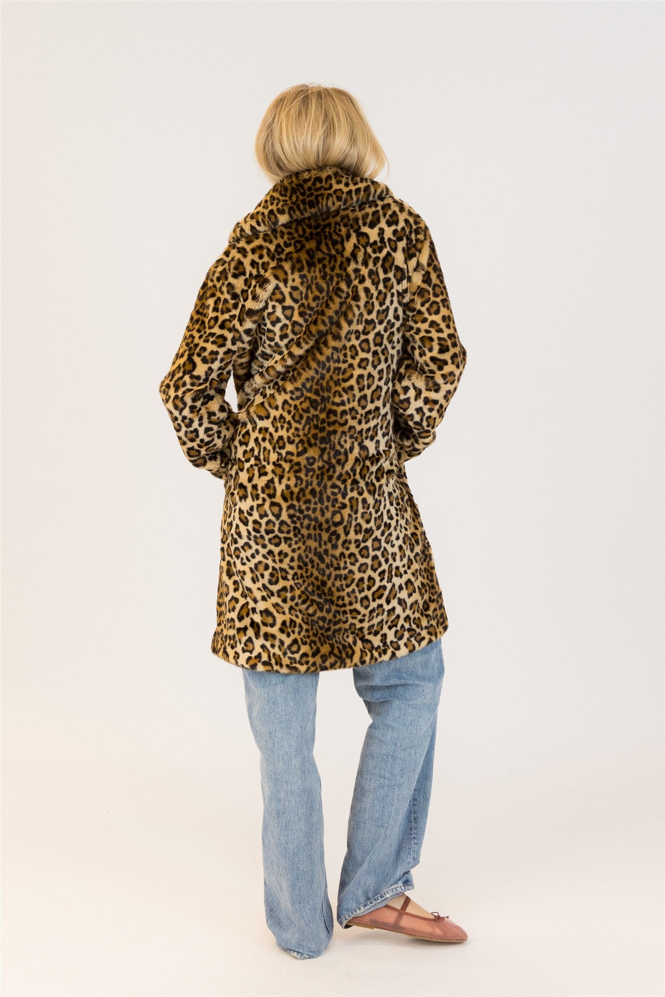 LEO COAT
