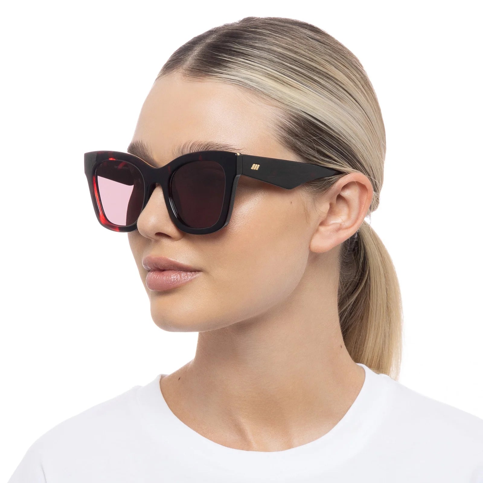 SHOWSTOPPER SUNGLASSES - CHERRY TORT