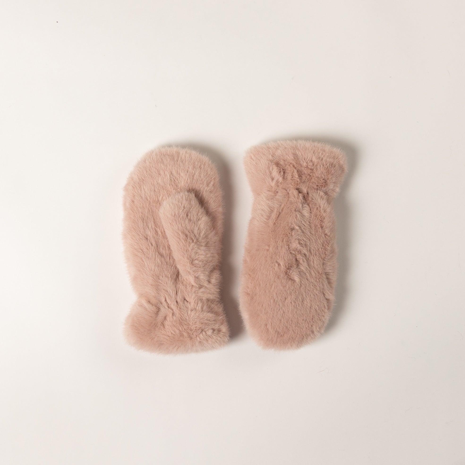 PLUSH MITTENS (VARIOUS COLOURS)