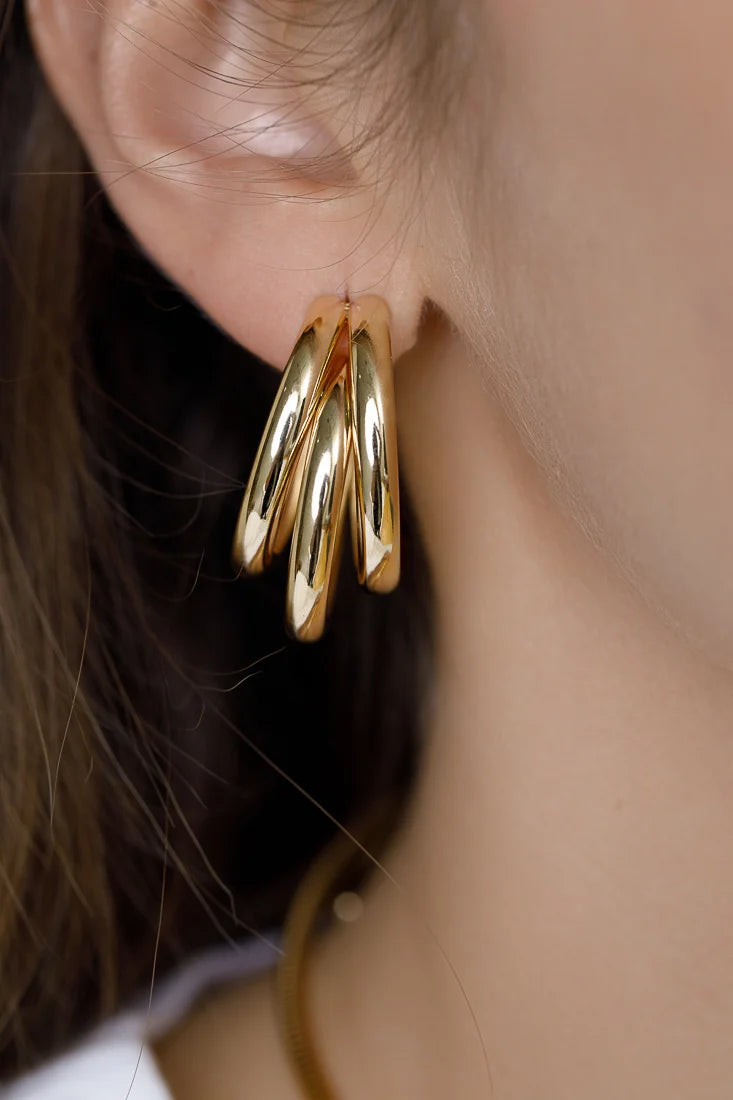 THREE TIER LAYERED BOLD HOOP EARRING