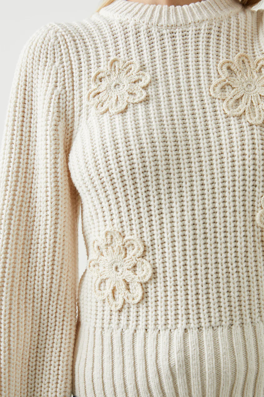 ROMY SWEATER - IVORY CROCHET DAISIES