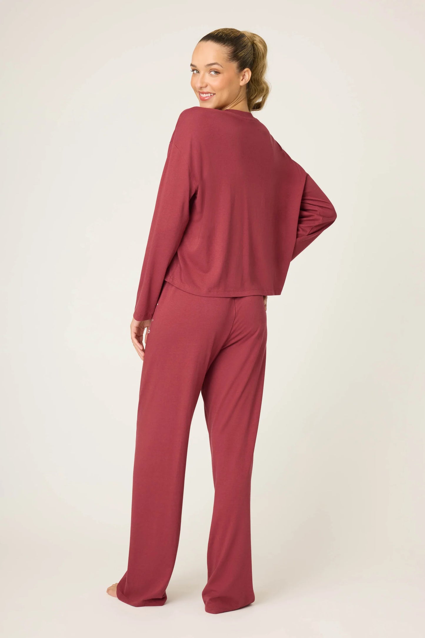 FIZZ THE SEASON LOUNGE SET