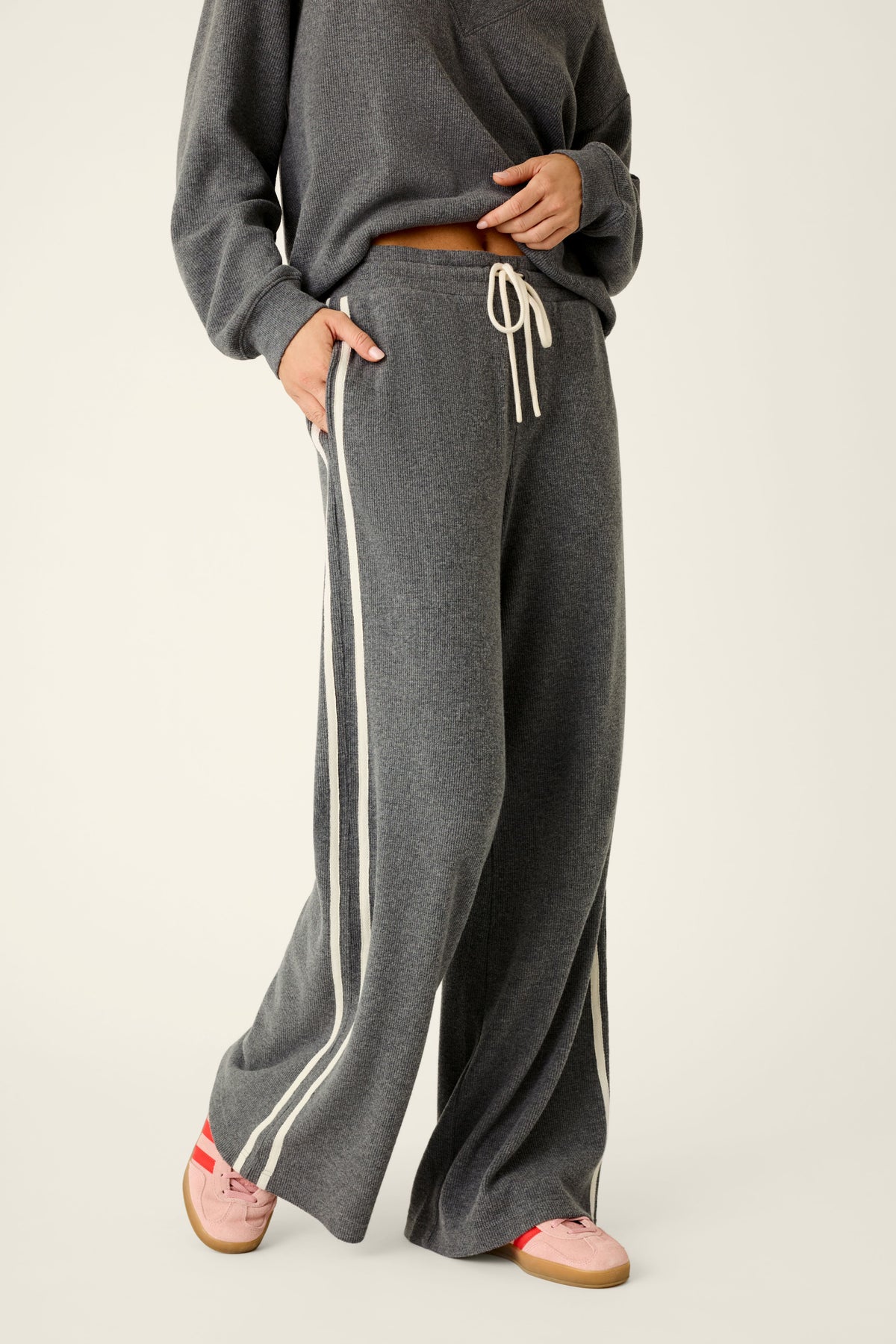 EVERYDAY ESSENTIALS LOUNGE PANT - WEEKDAY WAFFLES