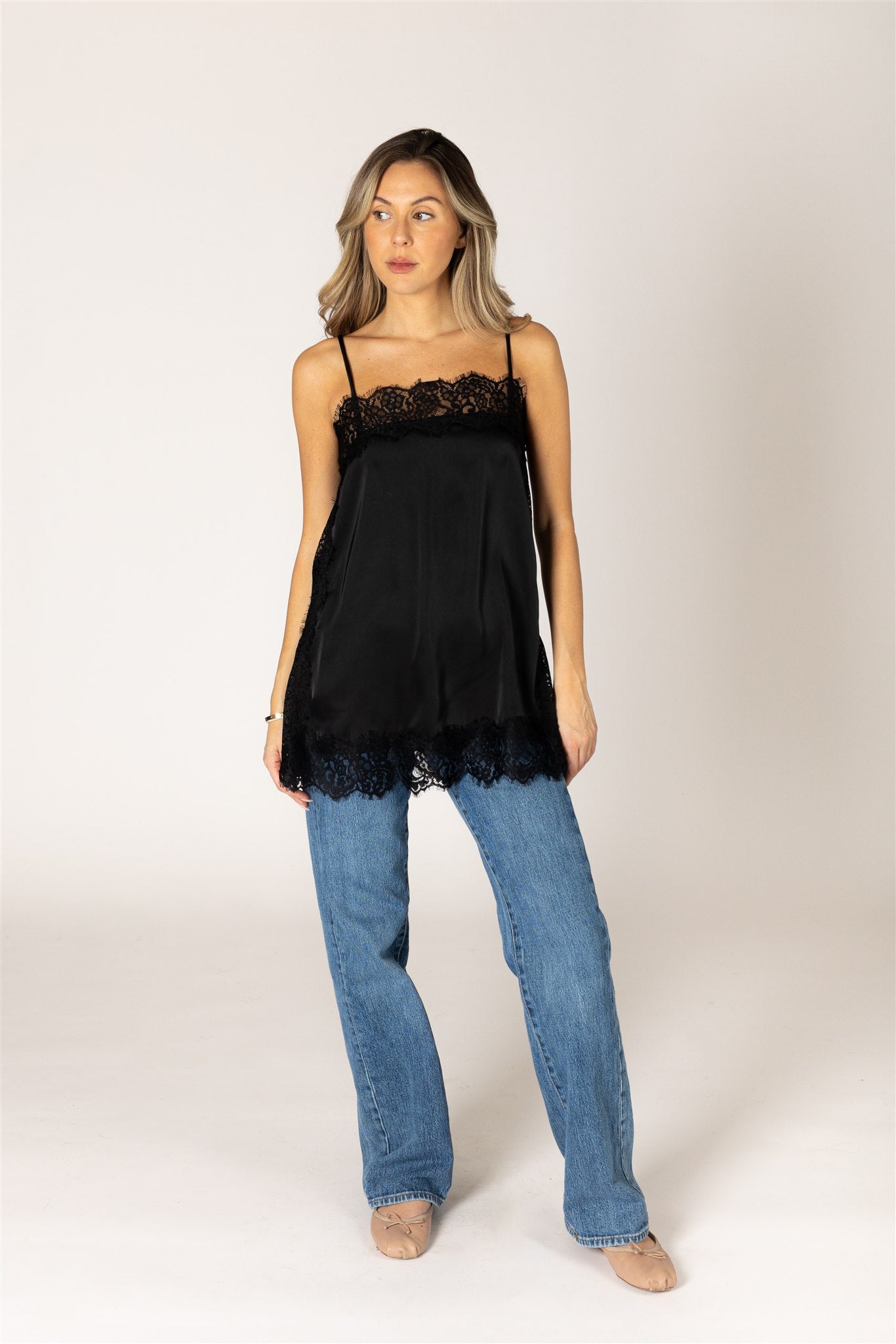 LACE CAMI TOP - BLACK