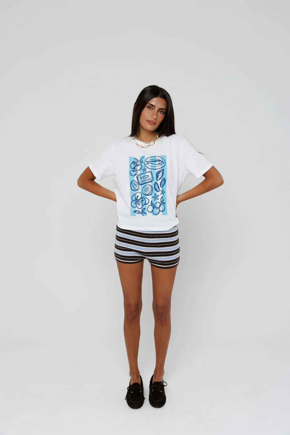 BEACHSIDE SUMMER  - EVERYDAY TEE