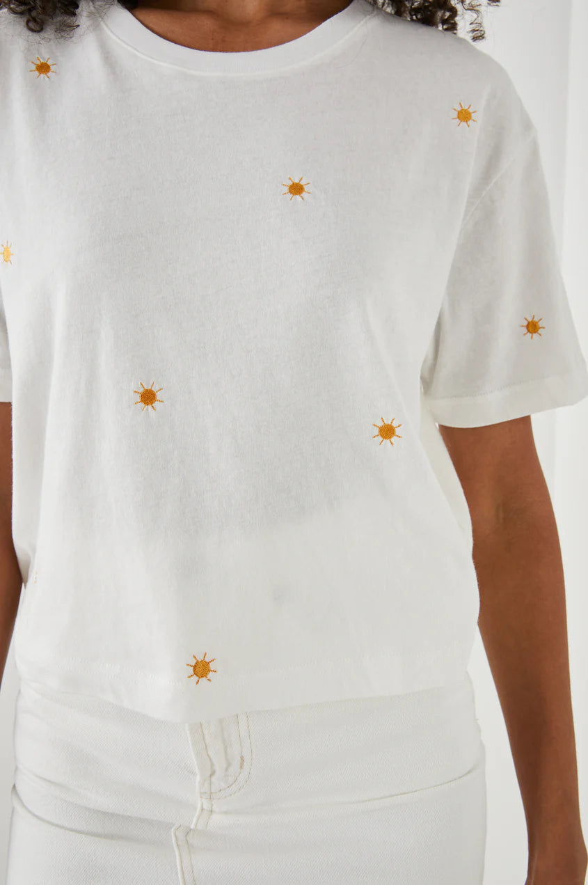 THE BOXY CREW TEE - EMBROIDERED SUNS