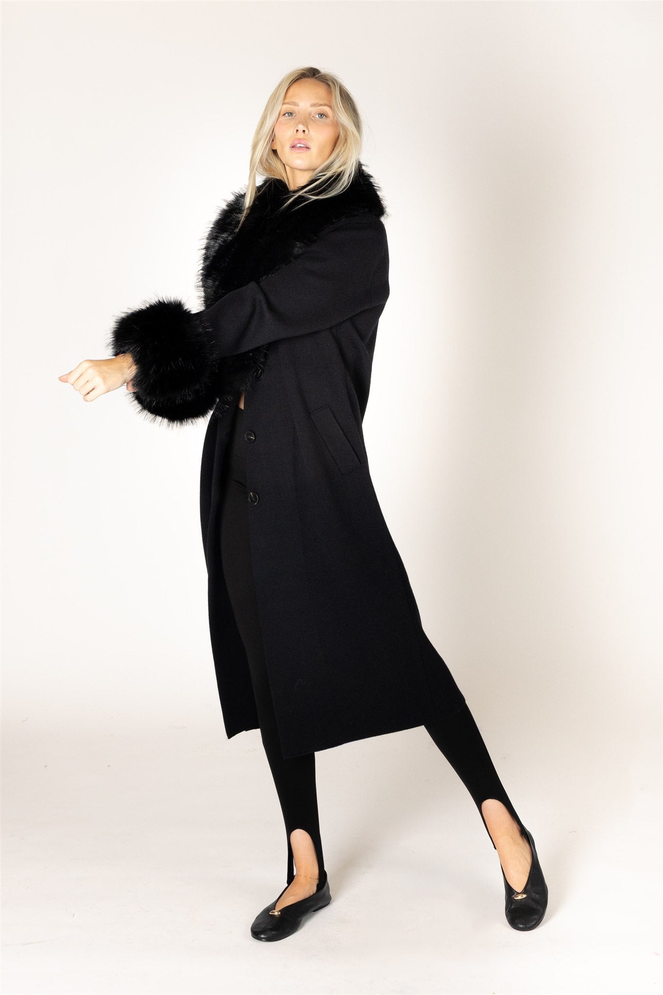 VICKI FUR COAT - BLACK