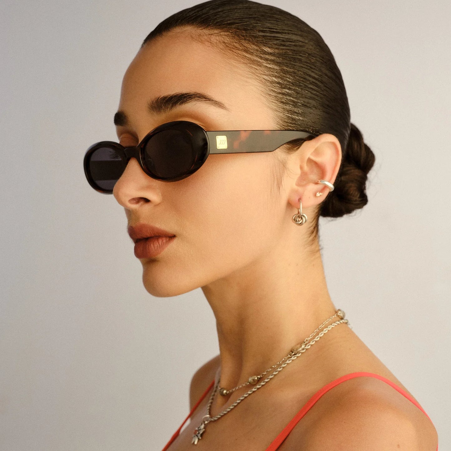WORK IT! SUNGLASSES - DARK TORT