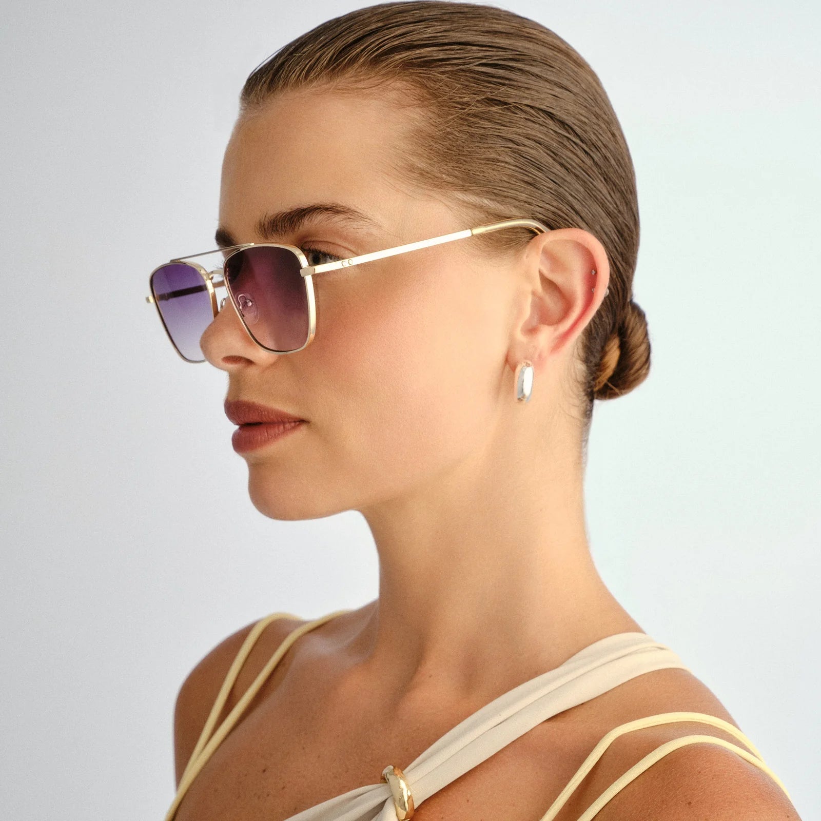 DIAMETRIC II SUNGLASSES - GOLD SMOKE
