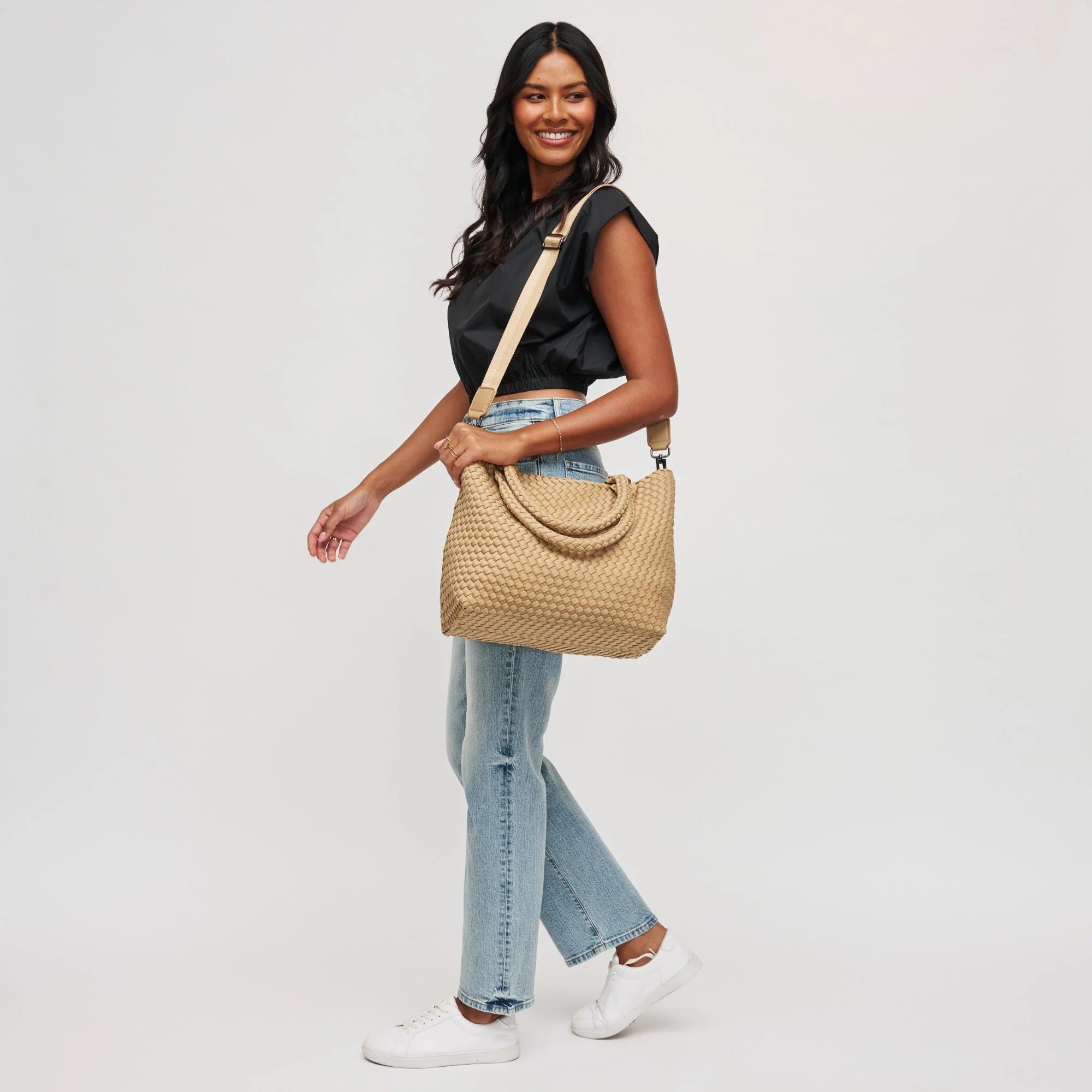 SKY'S THE LIMIT - MEDIUM TOTE - SAND