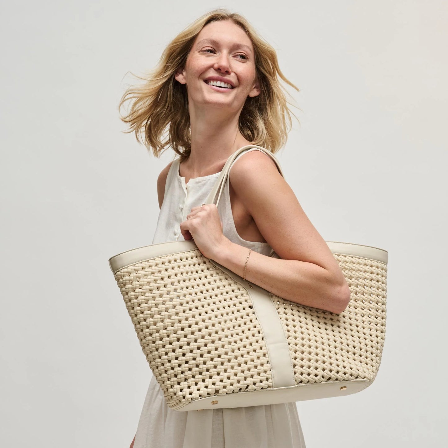 CALYPSO TOTE - CREAM