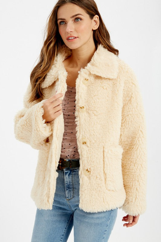 CREAM OVERSIZED FAUX FUR JACKET