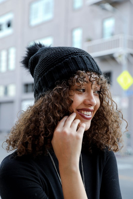 SHERPA LINED POM POM BEANIE - BLACK