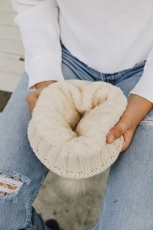 SHERPA LINED POM POM BEANIE - PINK