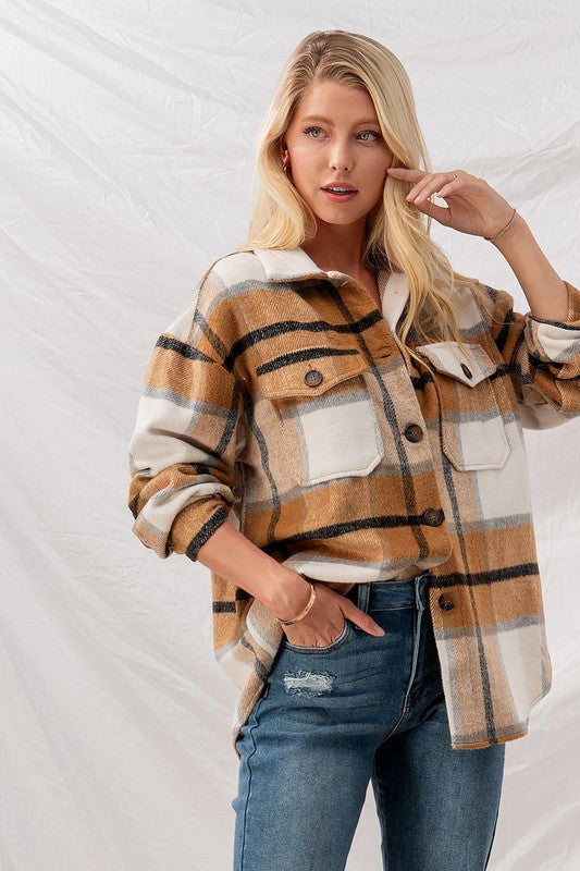 CHECKERED OVERSIZED BUTTON DOWN JACKET