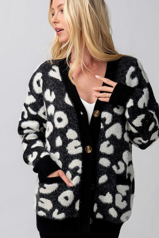 LEOPARD KNIT BUTTON CARDIGAN - BLACK