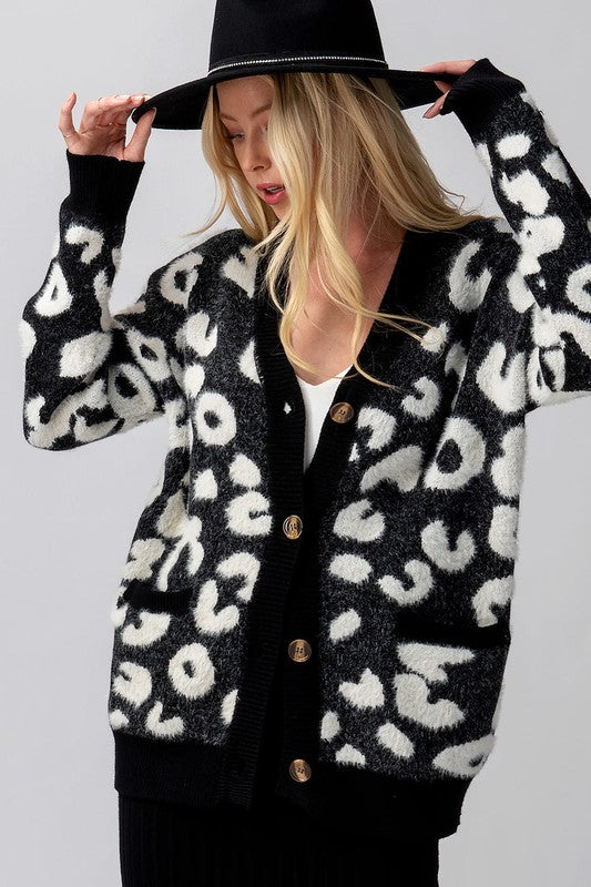 LEOPARD KNIT BUTTON CARDIGAN - BLACK