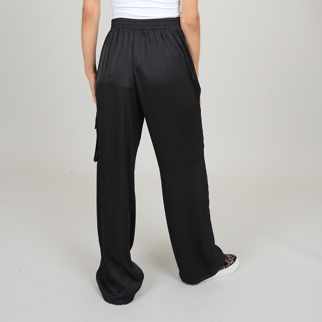 STACIA CARGO POCKET PANT - BLACK