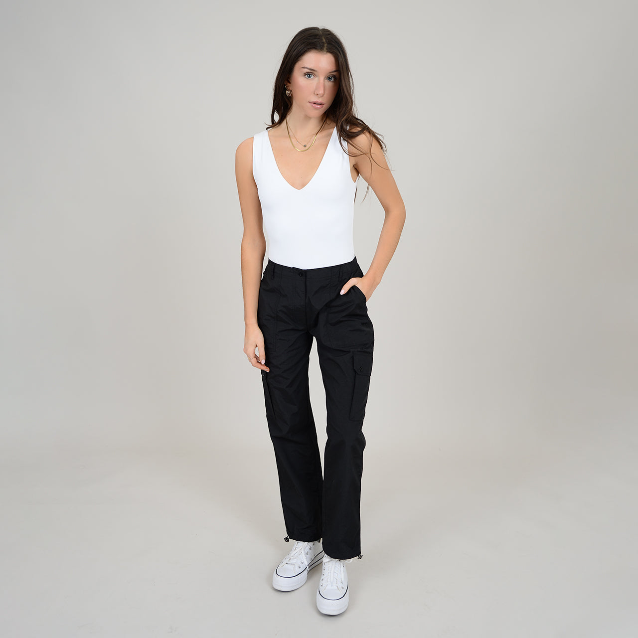 JENNIA CARGO POCKET PANT - BLACK