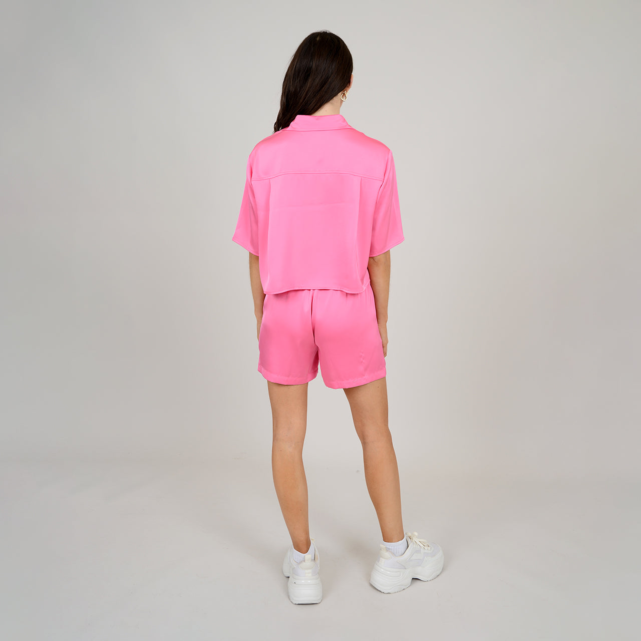 PATTI SATIN SHORT - BRIGHT PINK