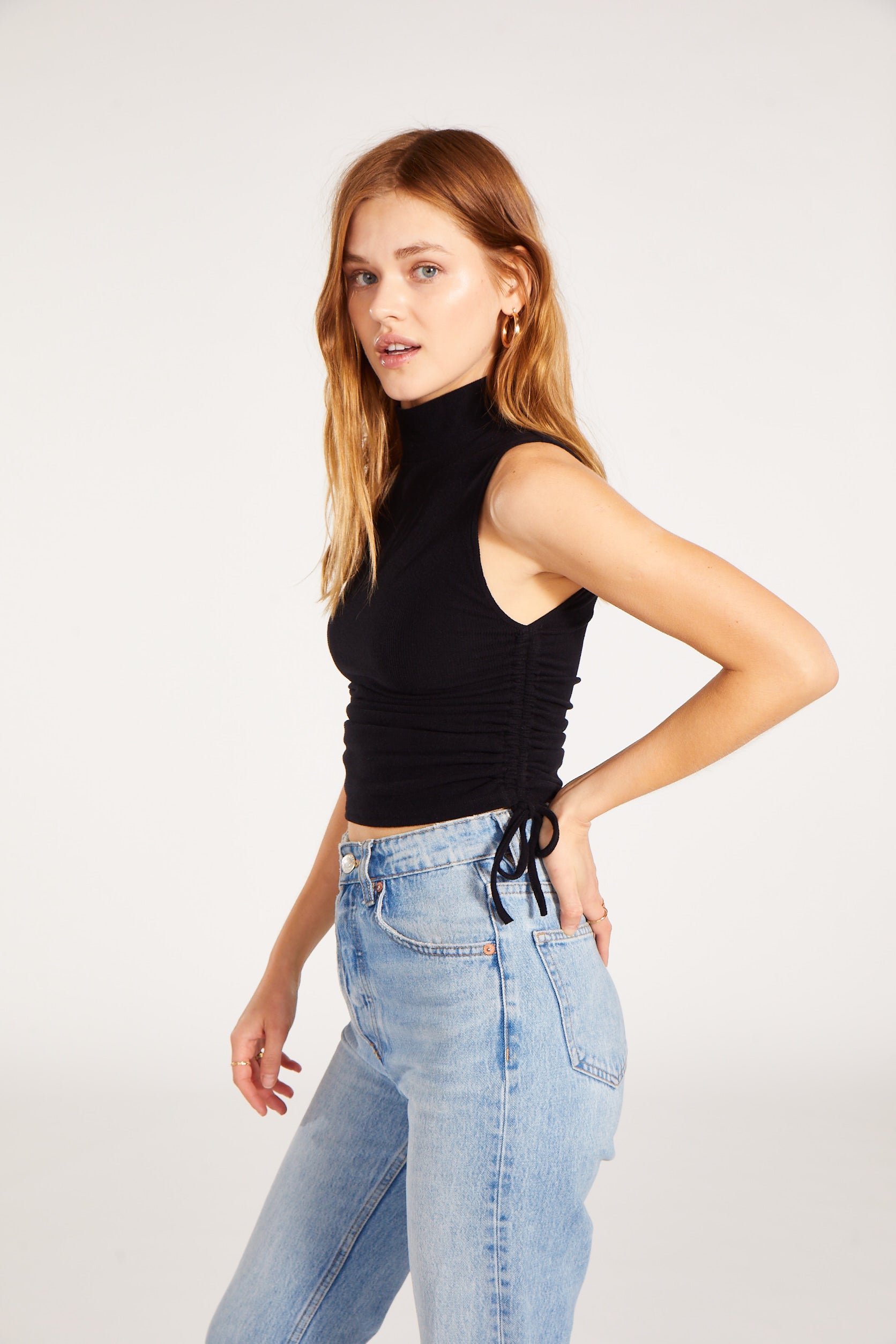 SIDE STEP TOP - BLACK