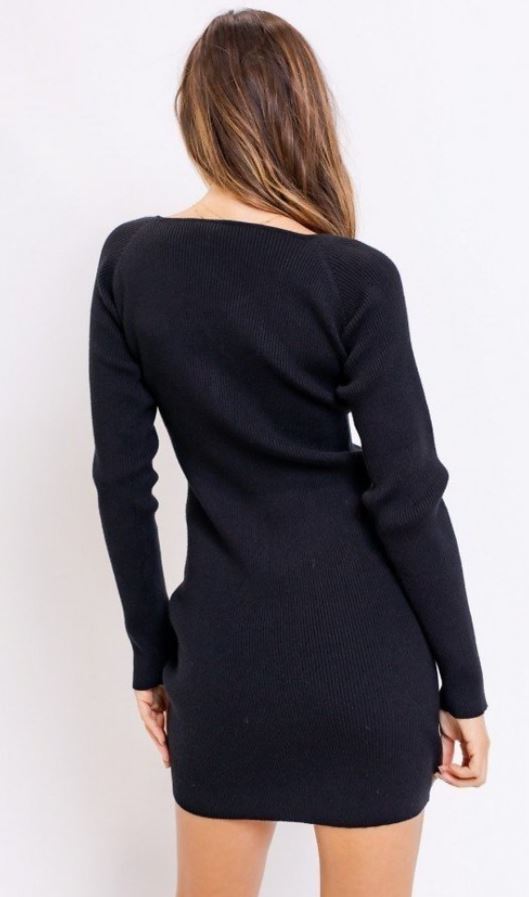 RUCHED V-NECK KNIT DRESS